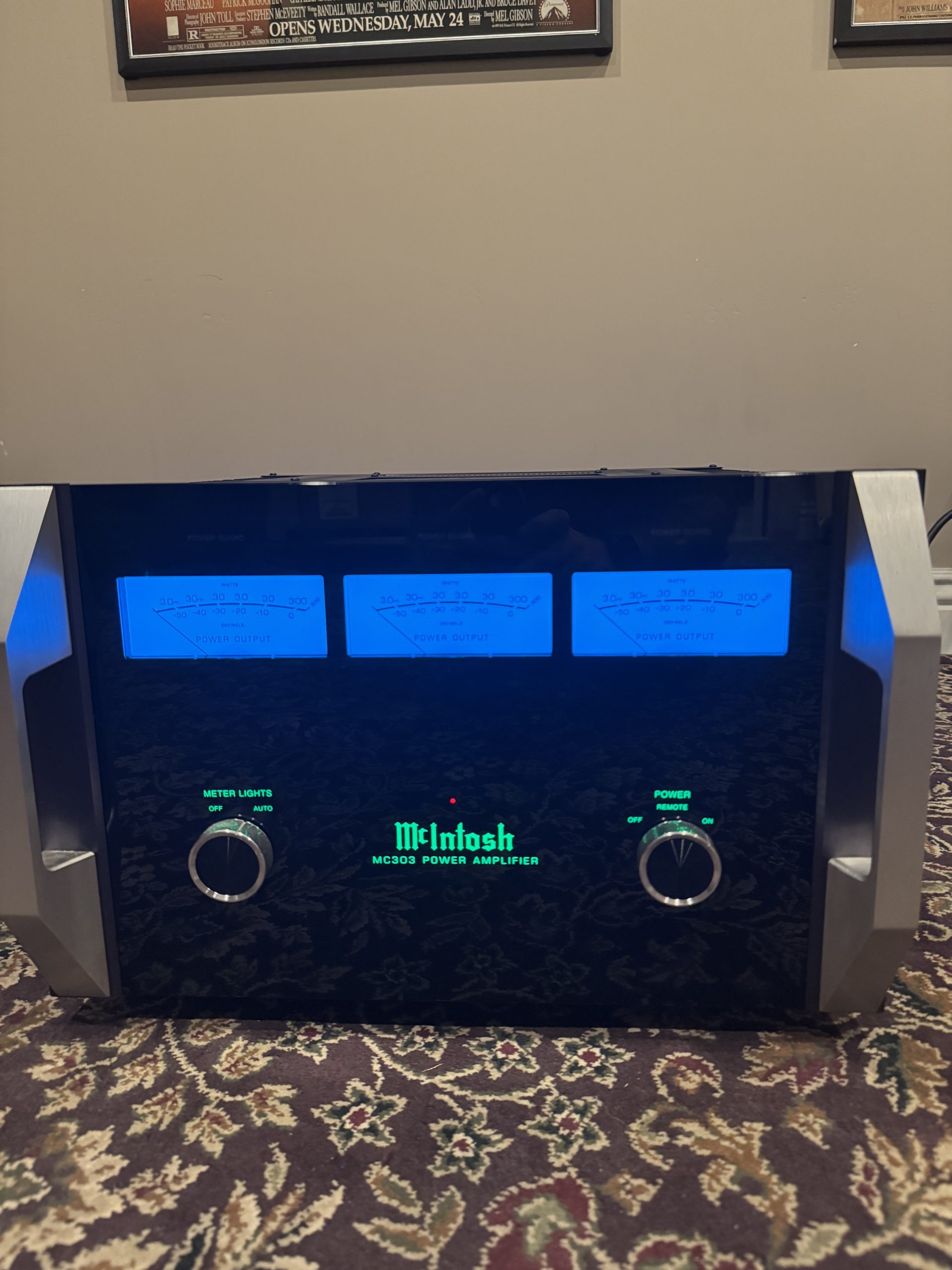 McIntosh 303 3-Channel Power Amplifier