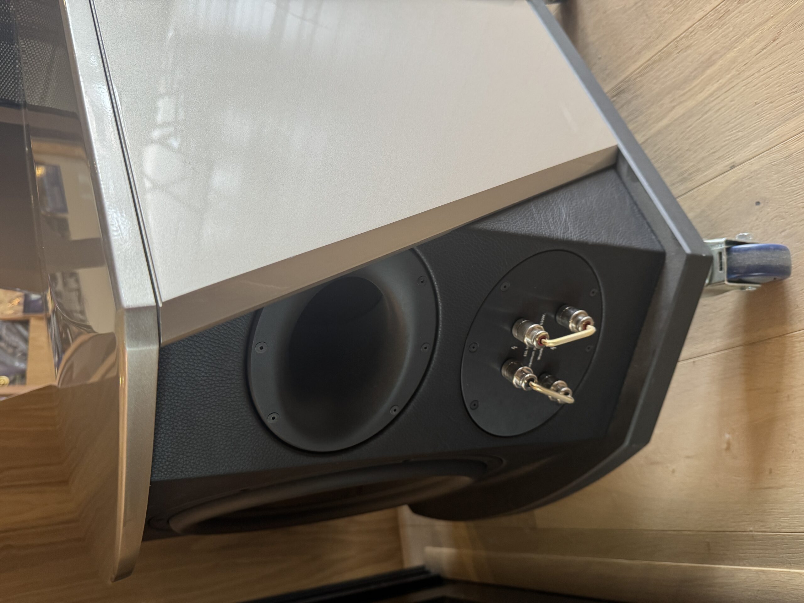 Martin Logan Neolith - Image 2