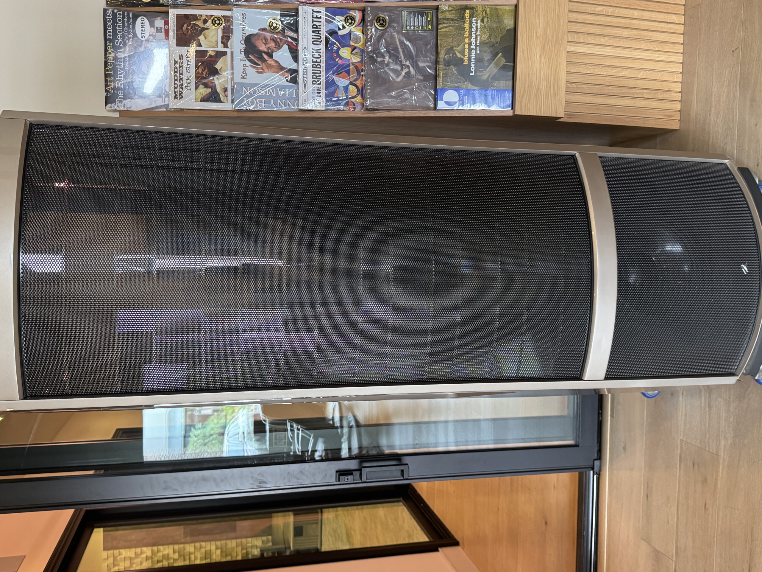 Martin Logan Neolith