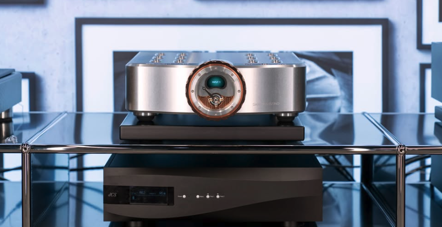 Progression Neo Series preamplifier power meter and Dual Domain Display detail